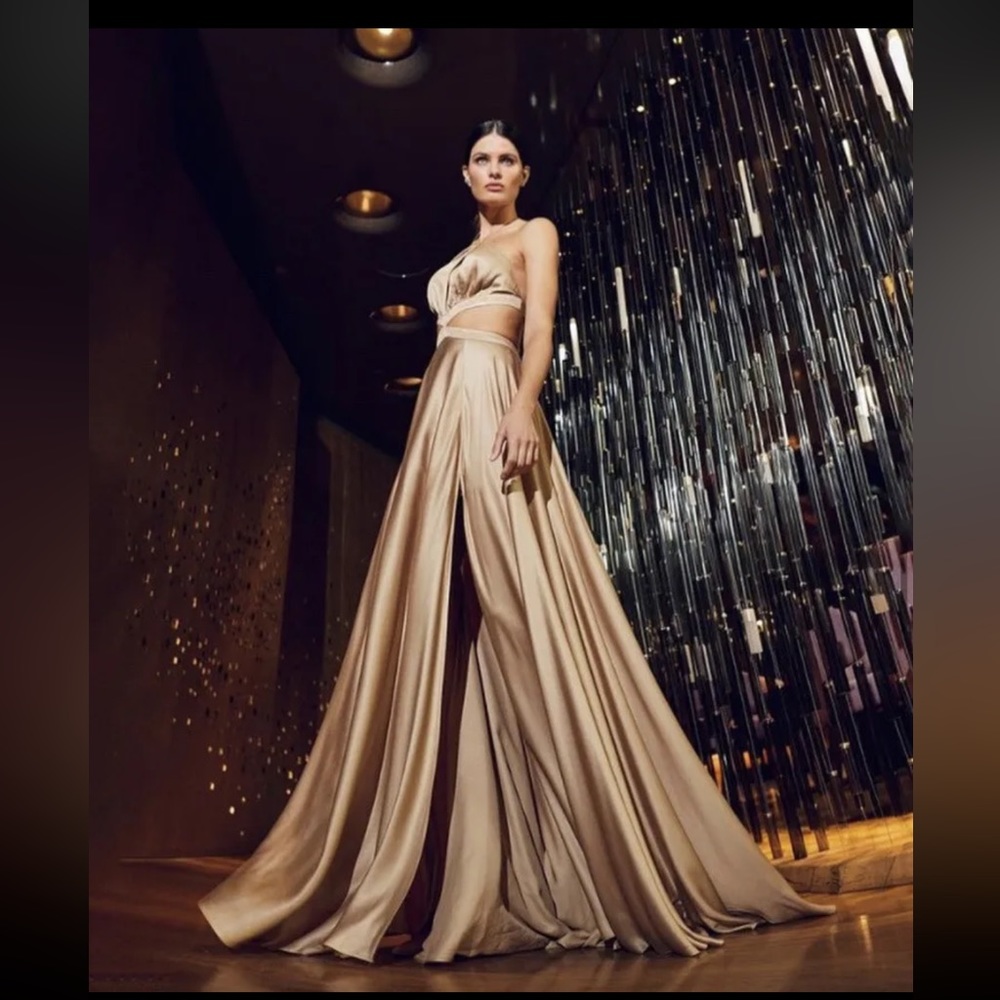 Closet Deluxe Fashion Designer Golden Cut Out Long Slit dress size XS.